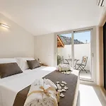 Sea Sky Apartment