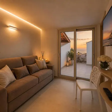 Sea Sky Апартаменты